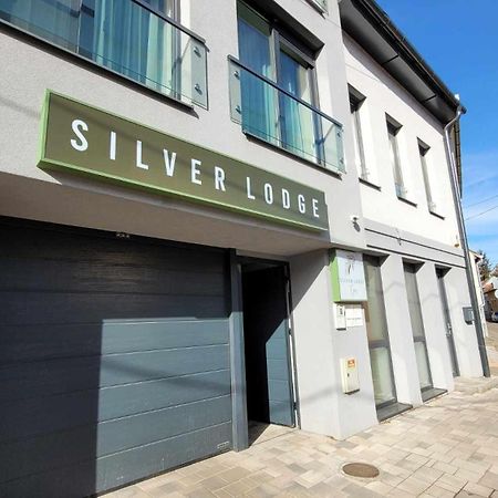 Silver Lodge Apartments Eğri Dış mekan fotoğraf