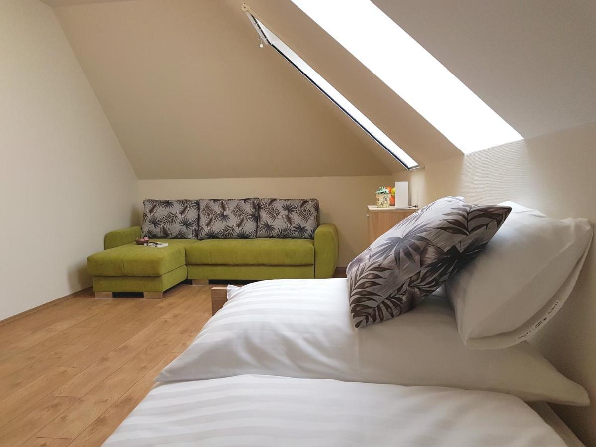 Silver Lodge Apartments Eğri Dış mekan fotoğraf