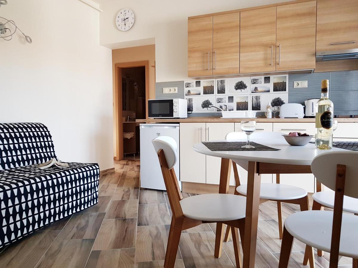 Silver Lodge Apartments Eğri Dış mekan fotoğraf